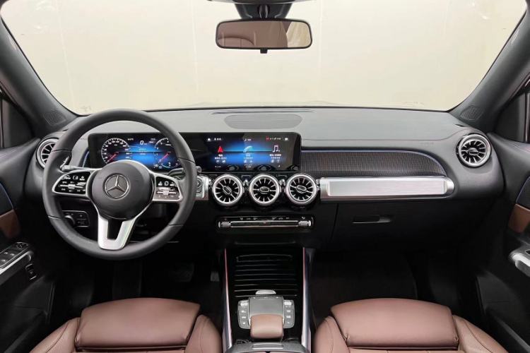 Used Mercedes-Benz GLB 2023 GLB 220 Fashion Model Interior 1