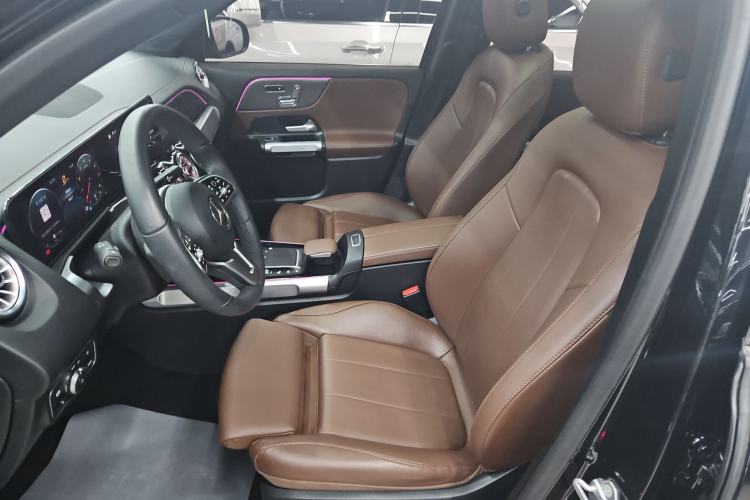Used Mercedes-Benz GLB 2023 GLB 220 Fashion Model Interior 1