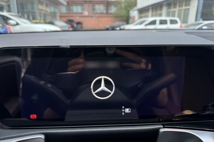 Used Mercedes-Benz GLB 2023 Refreshed GLB 200 Dynamic Edition Interior 3