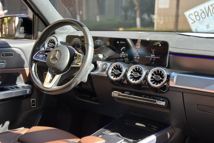 Used Mercedes-Benz GLB 2023 GLB 220 Fashion Model Interior 3