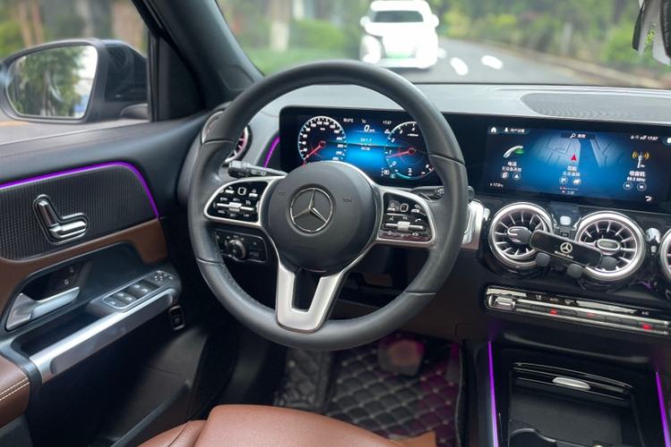 Used Mercedes-Benz GLB 2023 GLB 220 Sport Edition Interior 3