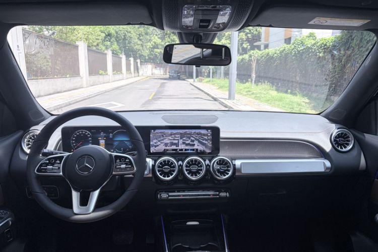 Used Mercedes-Benz GLB 2023 GLB 220 Fashion Model Interior 3