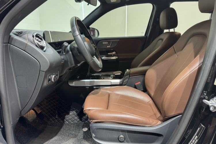 Used Mercedes-Benz GLB 2023 GLB 220 Fashion Model Interior 3