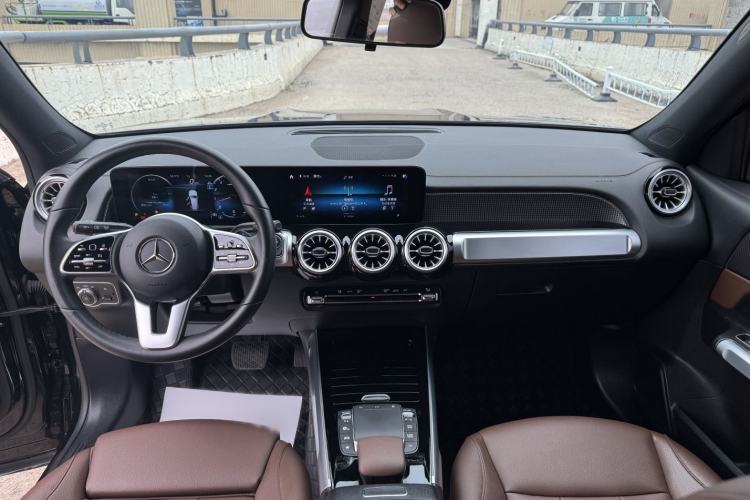 Used Mercedes-Benz GLB 2023 GLB 220 Sport Edition Interior 4