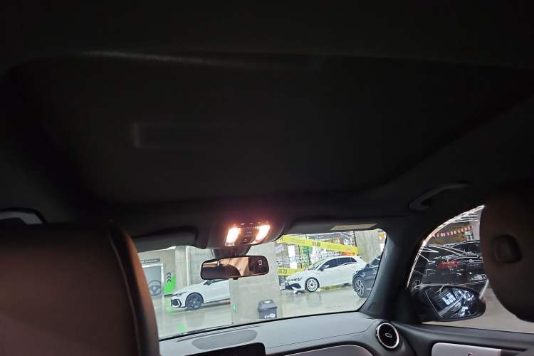 Used Mercedes-Benz GLB 2023 GLB 200 Fashion Model Interior 4