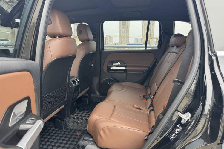 Used Mercedes-Benz GLB 2023 GLB 220 Sport Edition Interior 5