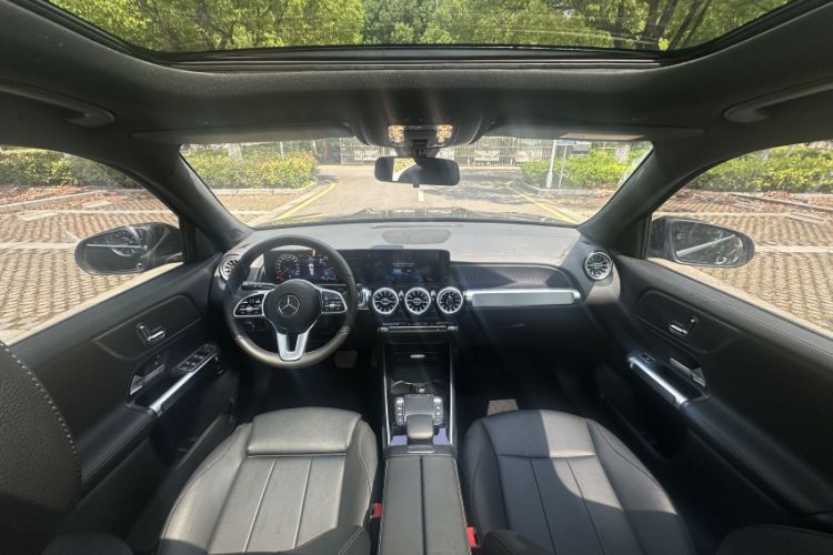 Used Mercedes-Benz GLB 2023 GLB 220 Sport Edition Interior 7