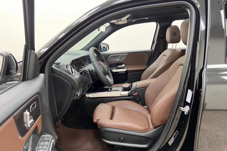 Used Mercedes-Benz GLB 2023 GLB 220 Fashion Model Interior 7