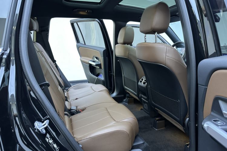 Used Mercedes-Benz GLB 2023 GLB 220 Sport Edition Interior 7