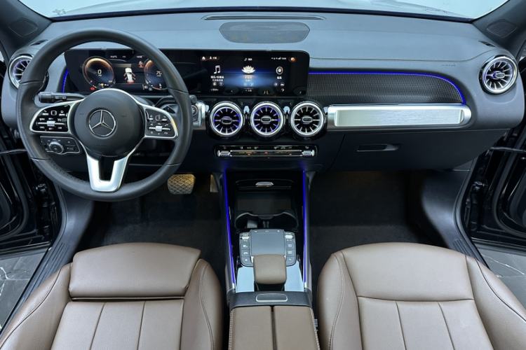 Used Mercedes-Benz GLB 2023 GLB 220 Sport Edition Interior 8