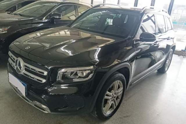 Ojetý Mercedes-Benz GLB 2023 GLB 220 Sport Edition