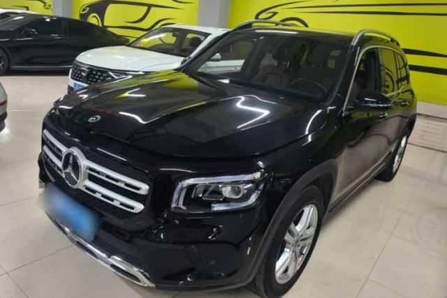 Ojetý Mercedes-Benz GLB 2023 GLB 220 Sport Edition