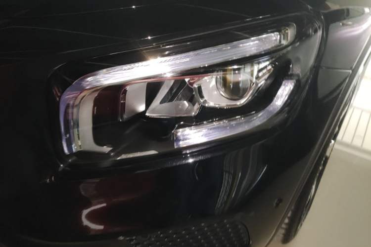 Used Mercedes-Benz GLB 2023 GLB 220 Fashion Model Left Front Headlight