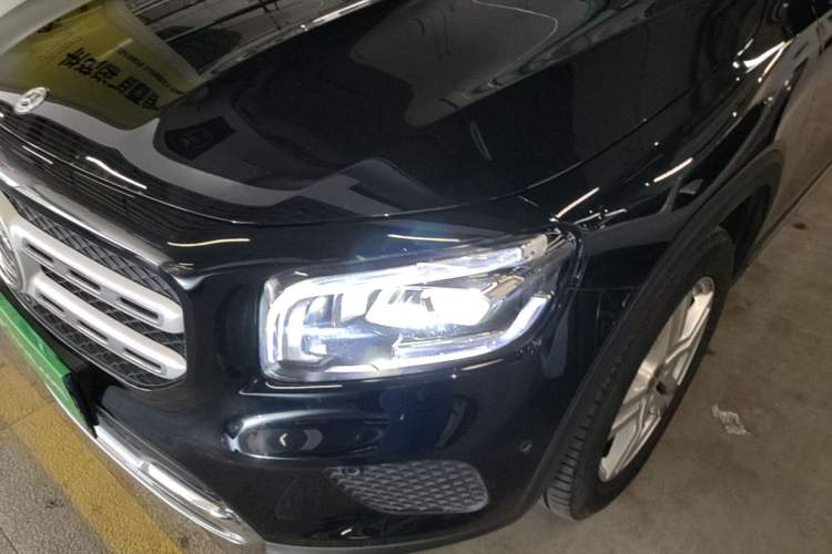 Used Mercedes-Benz GLB 2023 GLB 220 Sport Edition Left Front Headlight