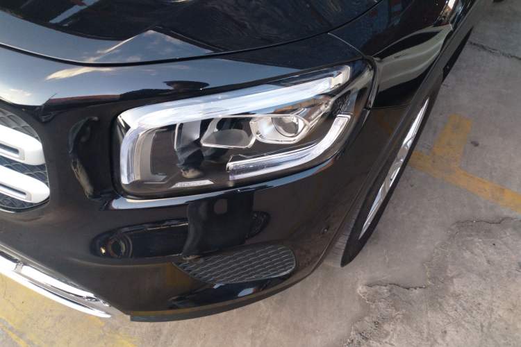 Used Mercedes-Benz GLB 2023 GLB 220 Sport Edition Left Front Headlight