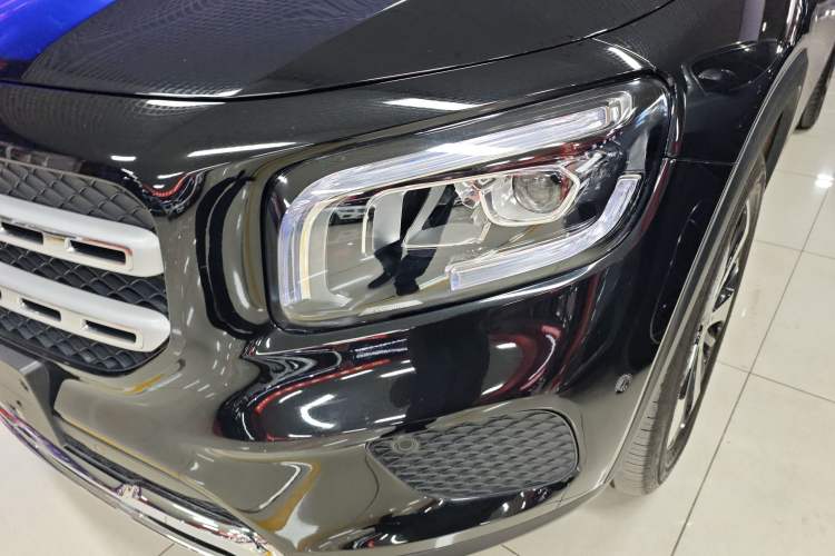 Used Mercedes-Benz GLB 2023 GLB 220 Fashion Model Left Front Headlight