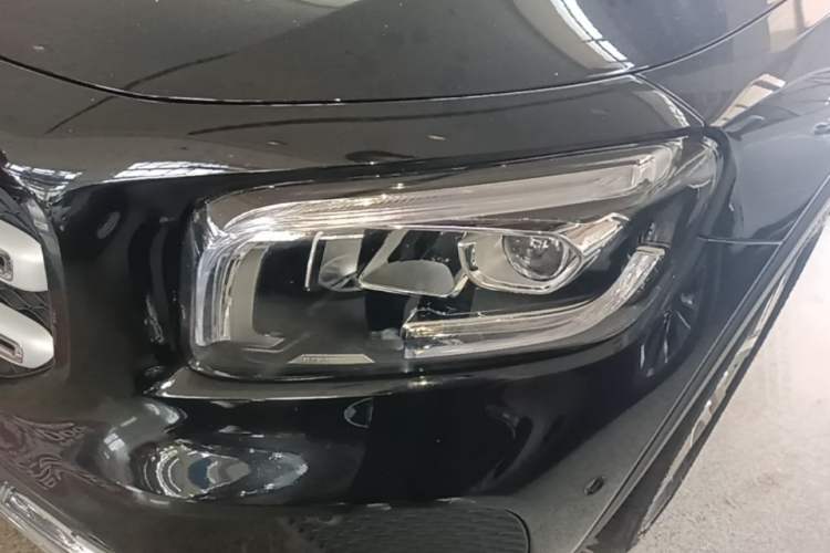 Used Mercedes-Benz GLB 2023 GLB 220 Sport Edition Left Front Headlight