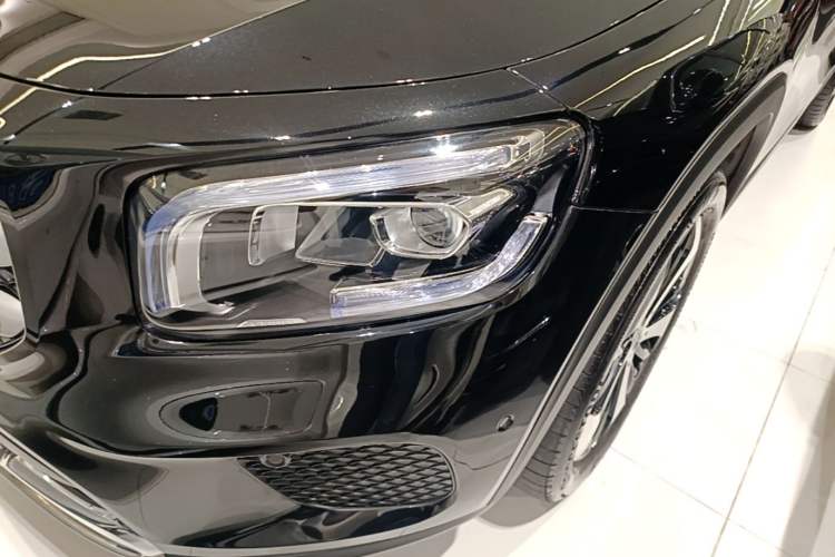 Used Mercedes-Benz GLB 2023 GLB 220 Fashion Model Left Front Headlight