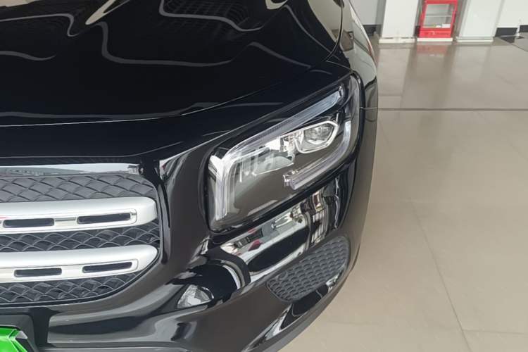 Used Mercedes-Benz GLB 2023 Refreshed GLB 200 Dynamic Edition Left Front Headlight
