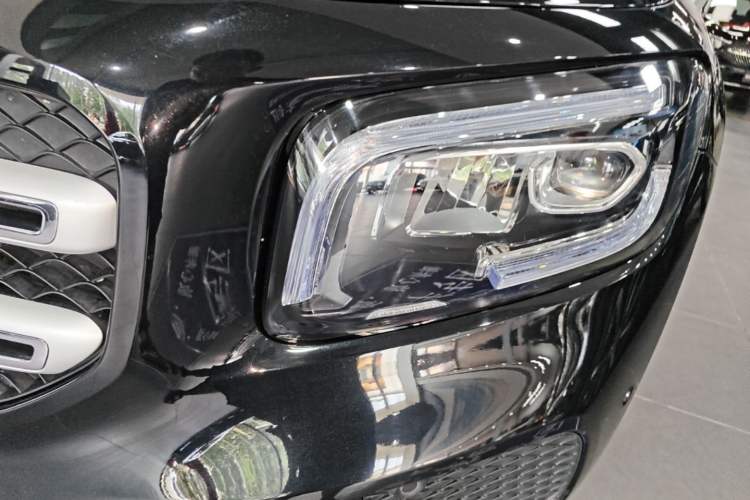 Used Mercedes-Benz GLB 2023 GLB 220 Fashion Model Left Front Headlight