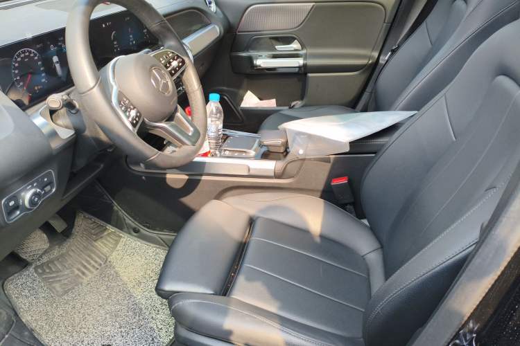Used Mercedes-Benz GLB 2023 GLB 220 Sport Edition Left Front Seat