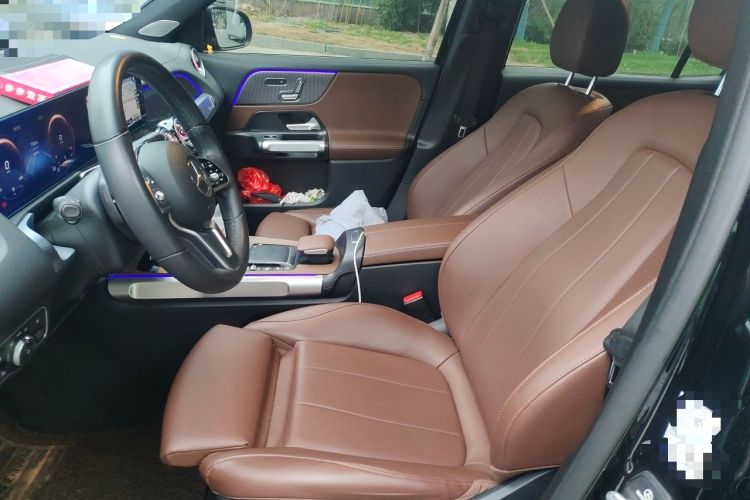 Used Mercedes-Benz GLB 2023 GLB 220 Fashion Model Left Front Seat