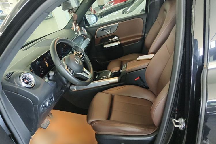 Used Mercedes-Benz GLB 2023 GLB 220 Fashion Model Left Front Seat
