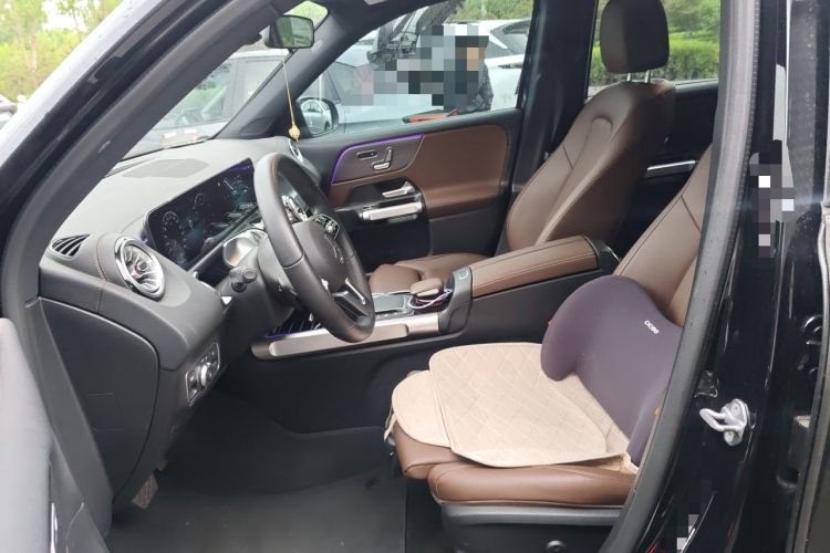 Used Mercedes-Benz GLB 2023 GLB 220 Fashion Model Left Front Seat