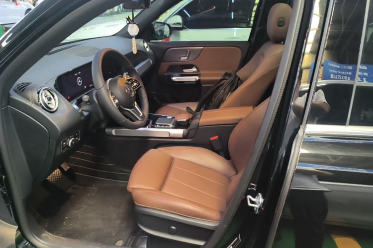 Used Mercedes-Benz GLB 2023 GLB 220 Sport Edition Left Front Seat