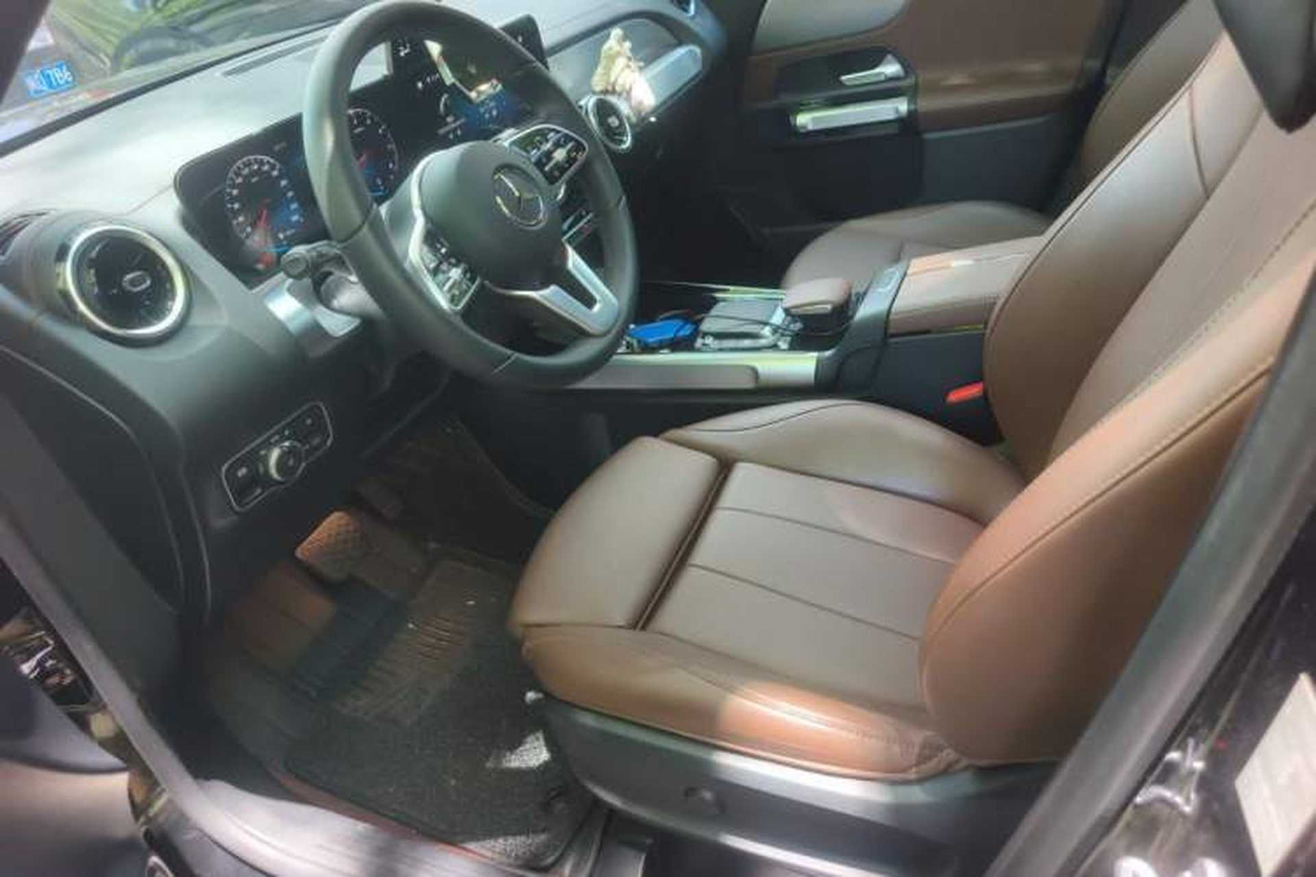Used Mercedes-Benz GLB 2023 Refreshed GLB 200 Dynamic Edition Left Front Seat