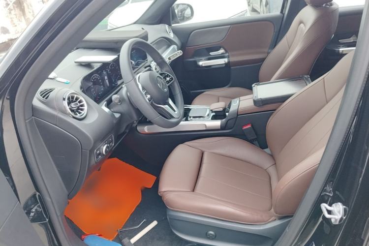 Used Mercedes-Benz GLB 2023 GLB 220 Sport Edition Left Front Seat
