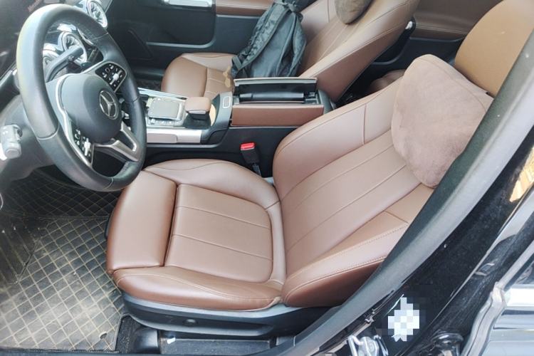 Used Mercedes-Benz GLB 2023 GLB 220 Sport Edition Left Front Seat