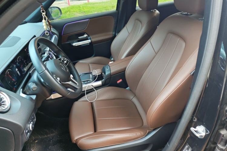 Used Mercedes-Benz GLB 2023 GLB 220 Sport Edition Left Front Seat