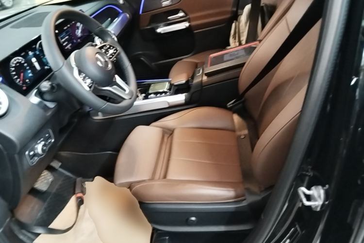 Used Mercedes-Benz GLB 2023 GLB 220 Fashion Model Left Front Seat