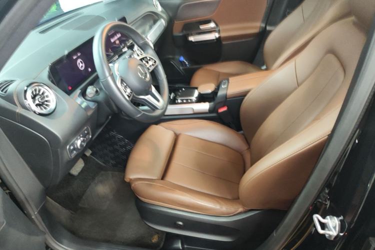 Used Mercedes-Benz GLB 2023 GLB 220 Sport Edition Left Front Seat