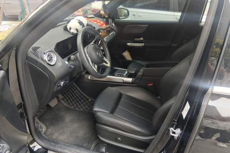 Used Mercedes-Benz GLB 2023 GLB 220 Sport Edition Left Front Seat