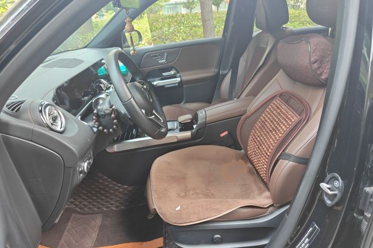 Used Mercedes-Benz GLB 2023 GLB 220 Fashion Model Left Front Seat