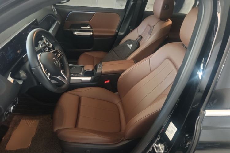 Used Mercedes-Benz GLB 2023 GLB 220 Sport Edition Left Front Seat