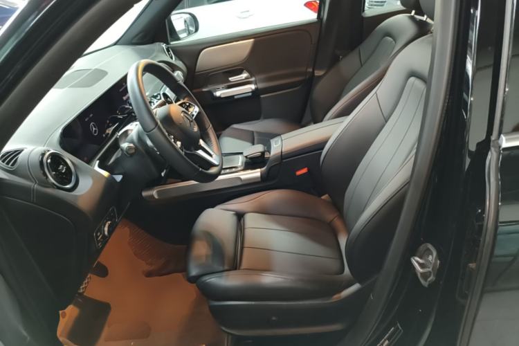 Used Mercedes-Benz GLB 2023 Refresh GLB 200 Fashion Edition Left Front Seat