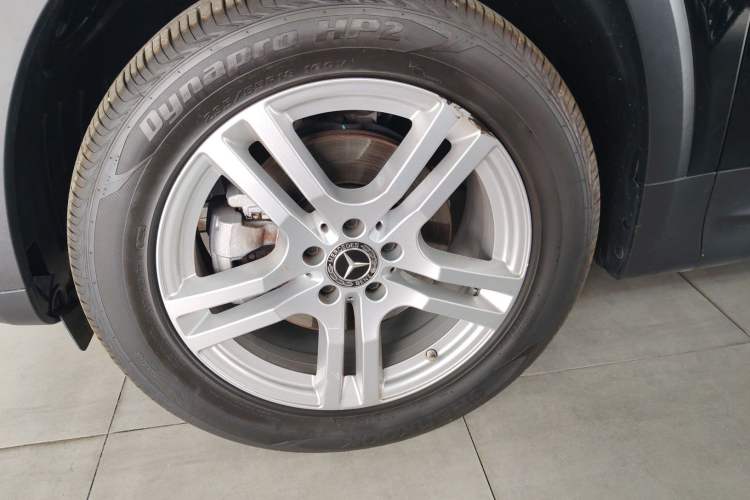 Used Mercedes-Benz GLB 2023 GLB 200 Dynamic Edition Left Front Wheel Hub