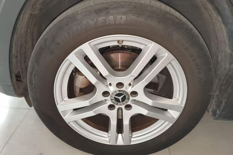 Used Mercedes-Benz GLB 2023 Refresh GLB 200 Fashion Edition Left Front Wheel Hub