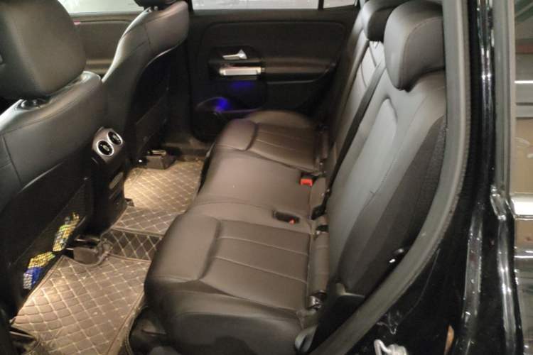 Used Mercedes-Benz GLB 2023 GLB 220 Sport Edition Left Rear Seat