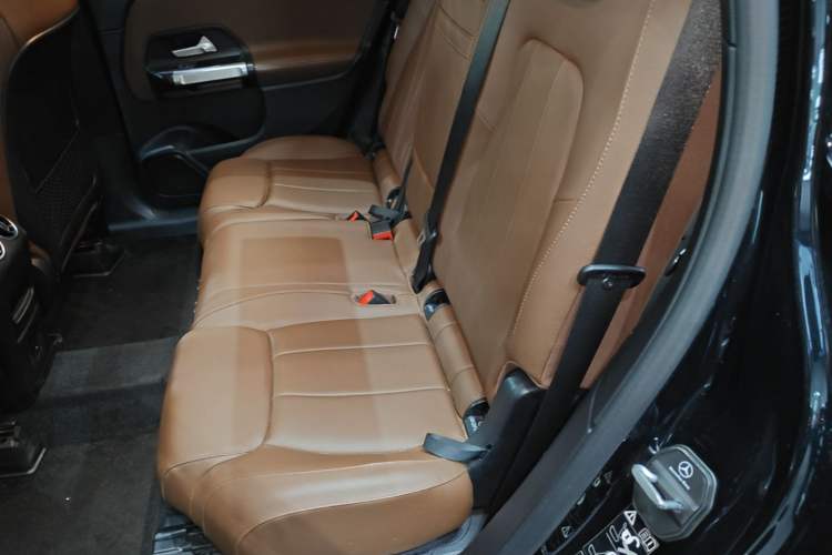 Used Mercedes-Benz GLB 2023 GLB 220 4MATIC Left Rear Seat