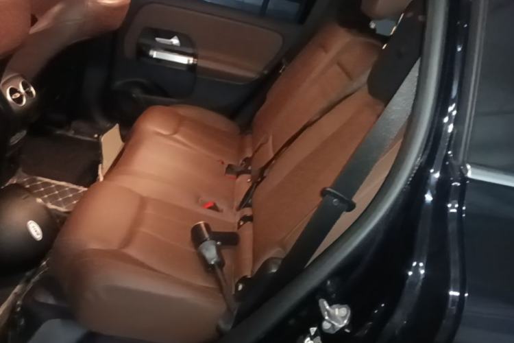 Used Mercedes-Benz GLB 2023 GLB 200 Dynamic Edition Left Rear Seat