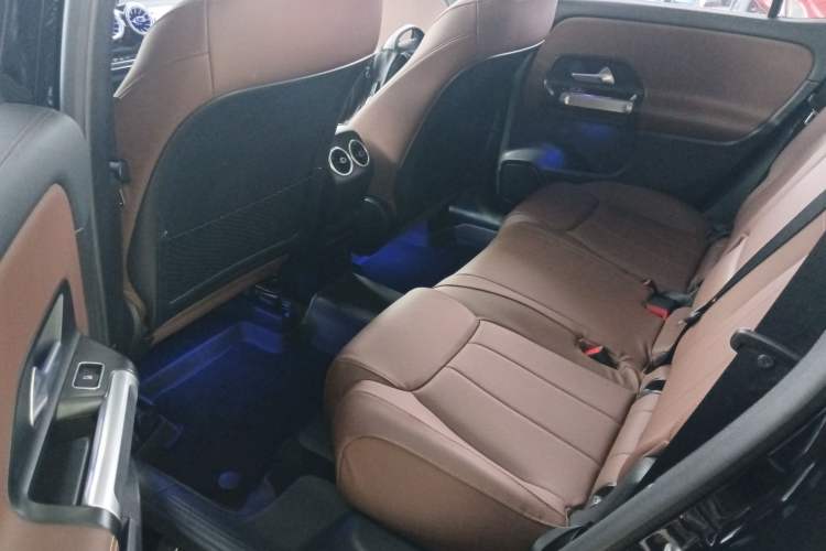 Used Mercedes-Benz GLB 2023 GLB 220 Sport Edition Left Rear Seat