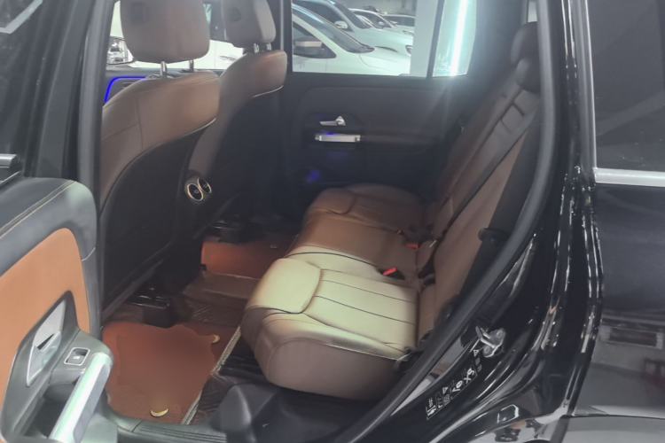 Used Mercedes-Benz GLB 2023 GLB 220 Fashion Model Left Rear Seat