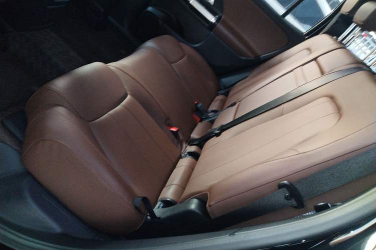 Used Mercedes-Benz GLB 2023 GLB 220 Sport Edition Left Rear Seat