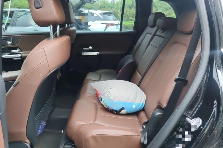 Used Mercedes-Benz GLB 2023 GLB 220 Fashion Model Left Rear Seat