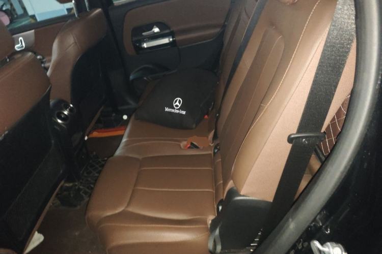 Used Mercedes-Benz GLB 2023 GLB 200 Fashion Model Left Rear Seat