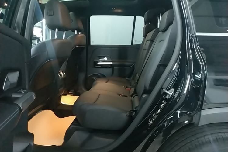 Used Mercedes-Benz GLB 2023 GLB 220 Fashion Model Left Rear Seat